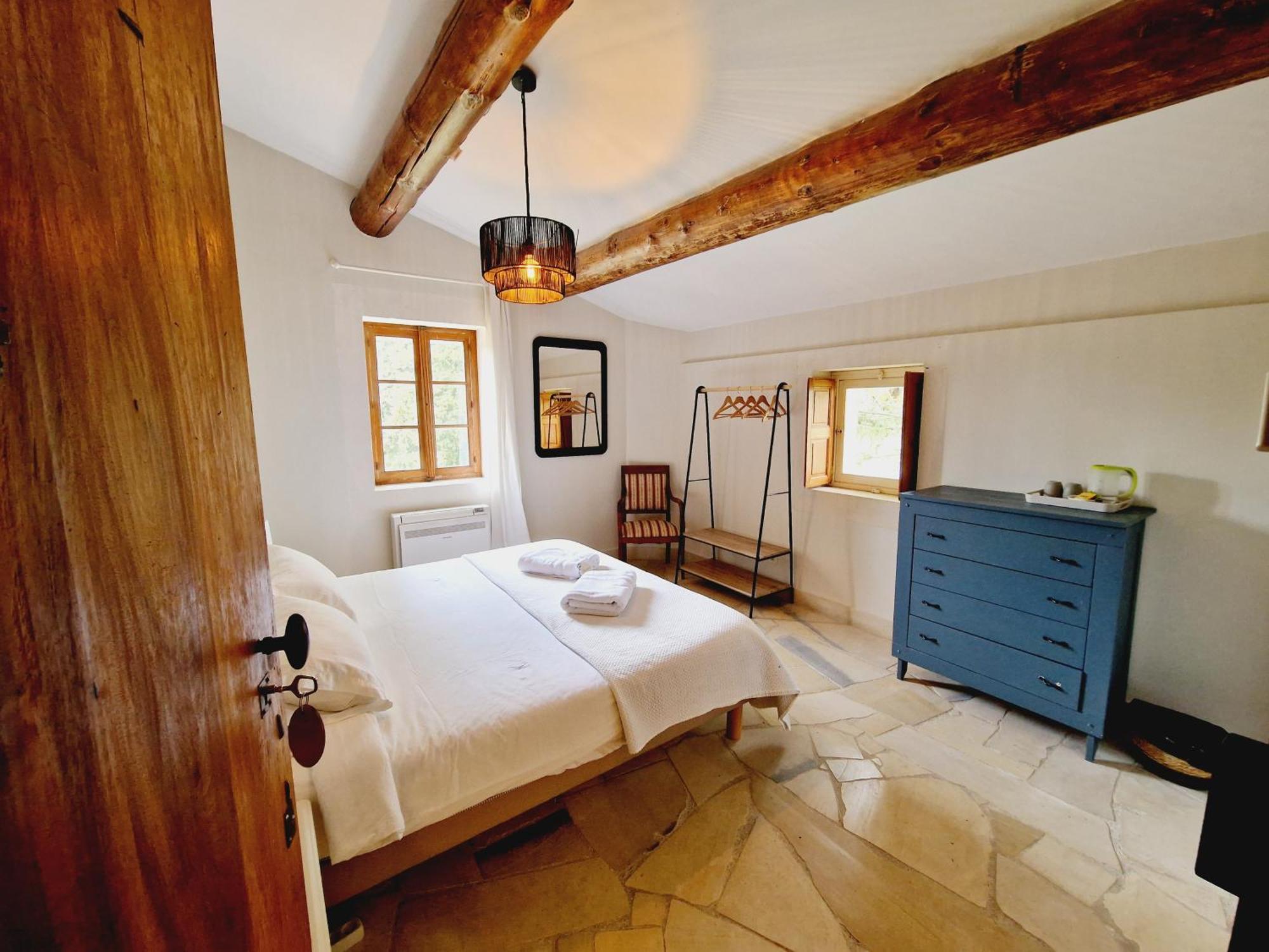Mas Du Rollier Chambres D'Hotes Eygalières 외부 사진